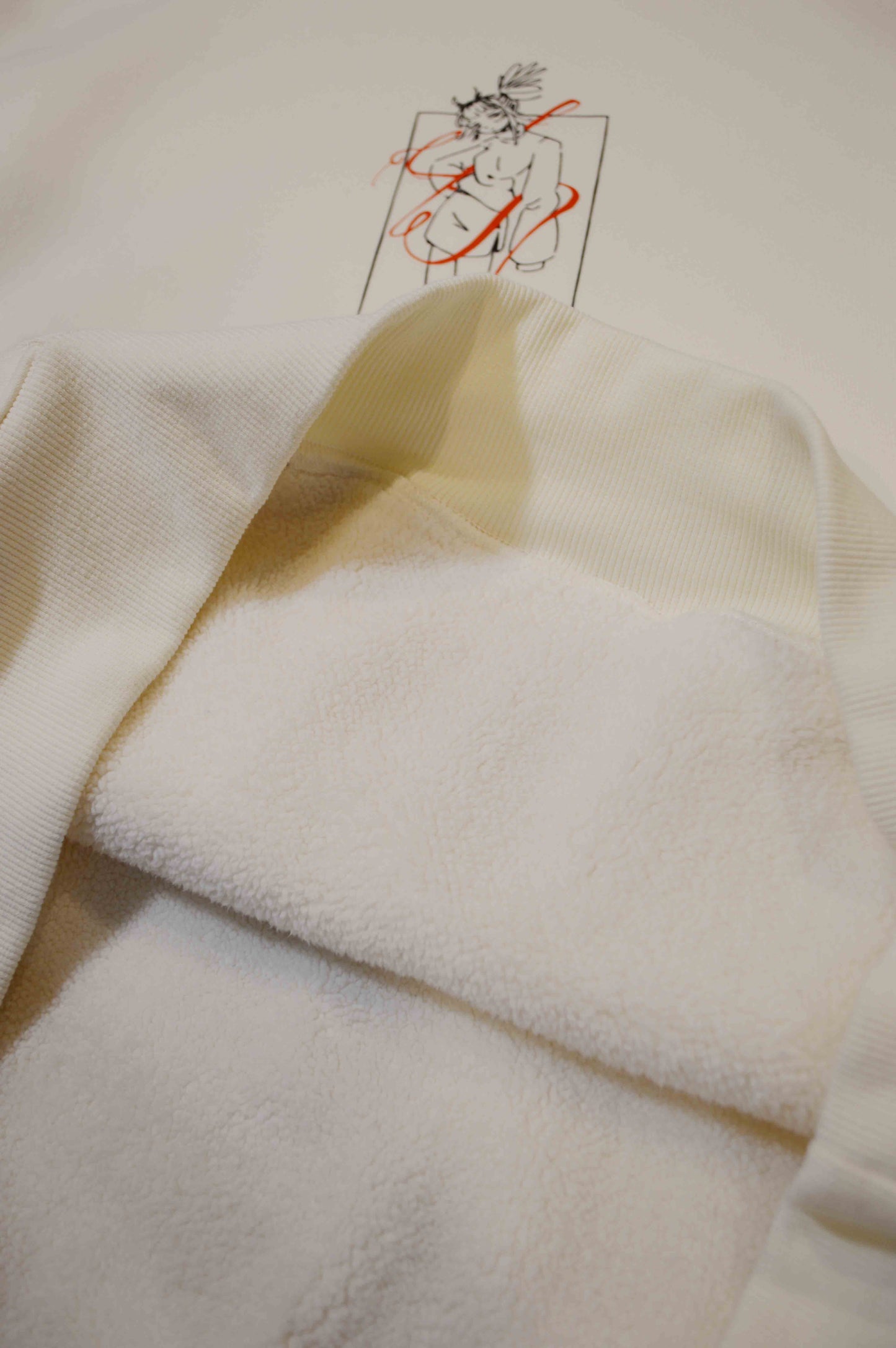 Red String Hoodie - Beige